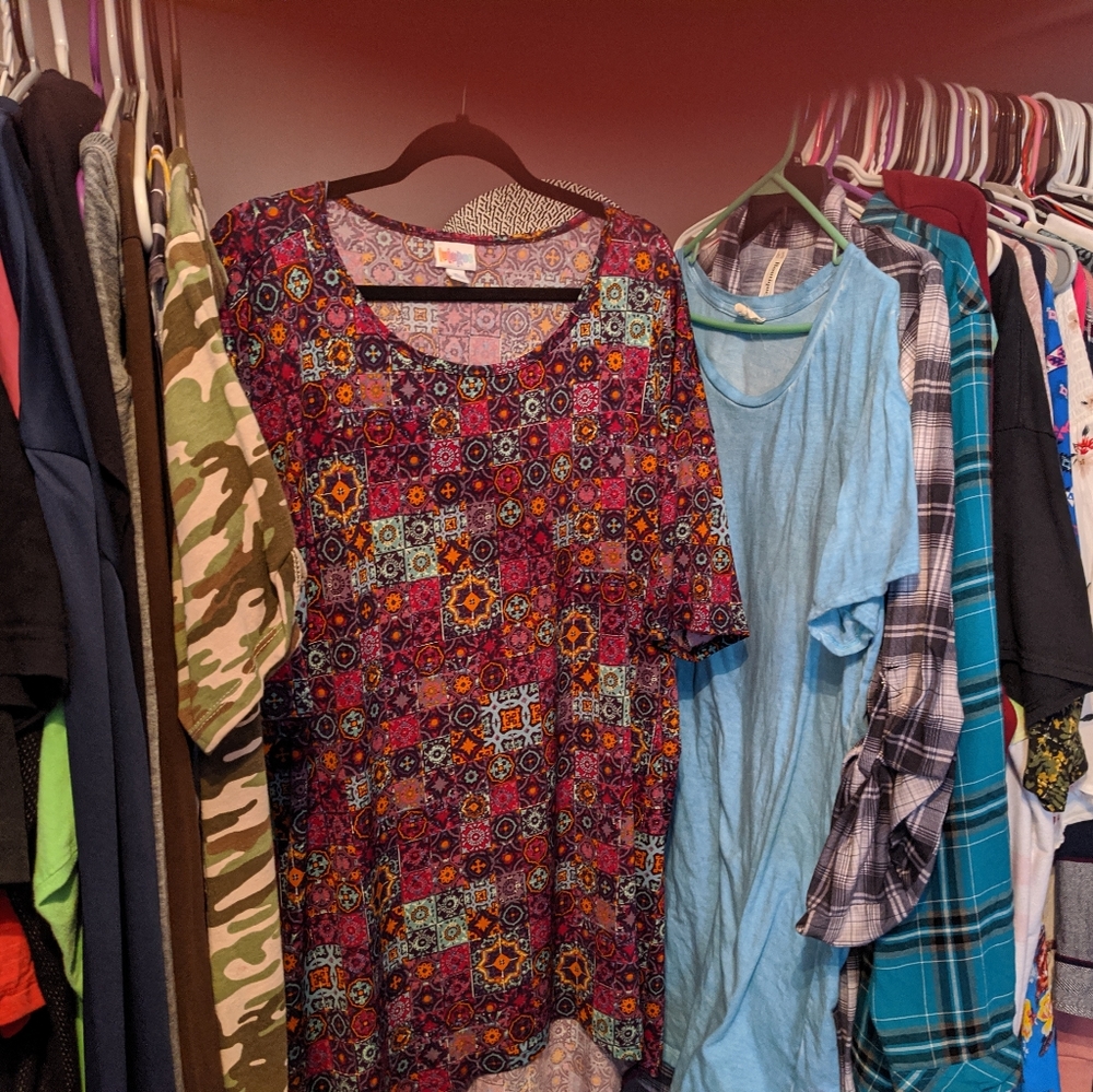Lularoe Shirt